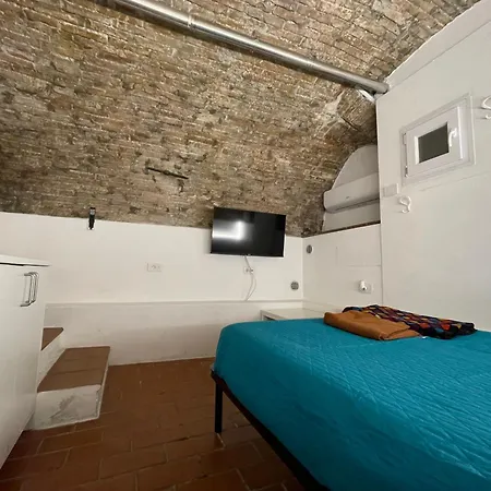 La Casa Di Alissia A דירה